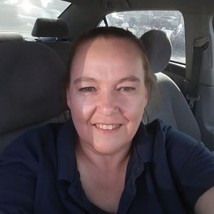 Meet your Posher, Leigh